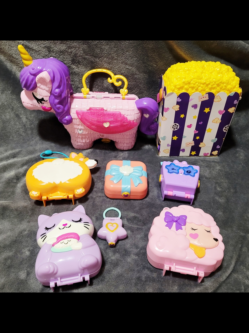 Lot Of 8 Polly Pocket Sets